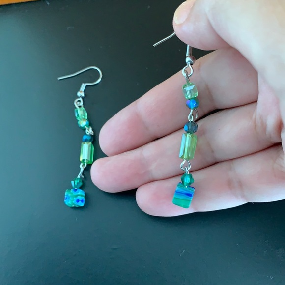 🦋2for$25Beautiful Crystals earring 🦋NWOT - Picture 9 of 11